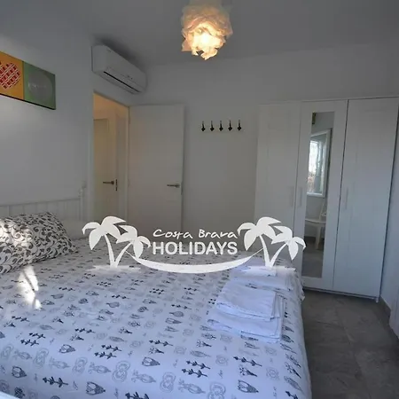 Costa Brava Holidays Yuca, Sea Views, Pool يوريت دي مار