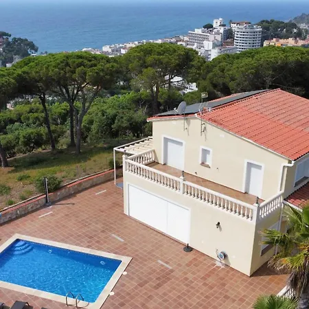Вилла Costa Brava Holidays Yuca, Sea Views, Pool Льорет-де-Мар
