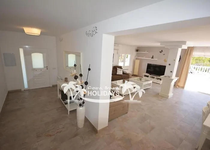 Costa Brava Holidays Yuca, Sea Views, Pool *