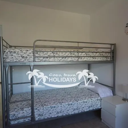 Costa Brava Holidays Yuca, Sea Views, Pool *