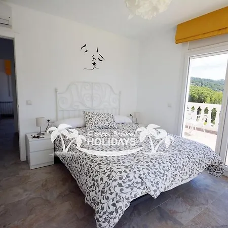 Willa Costa Brava Holidays Yuca, Sea Views, Pool Lloret de Mar