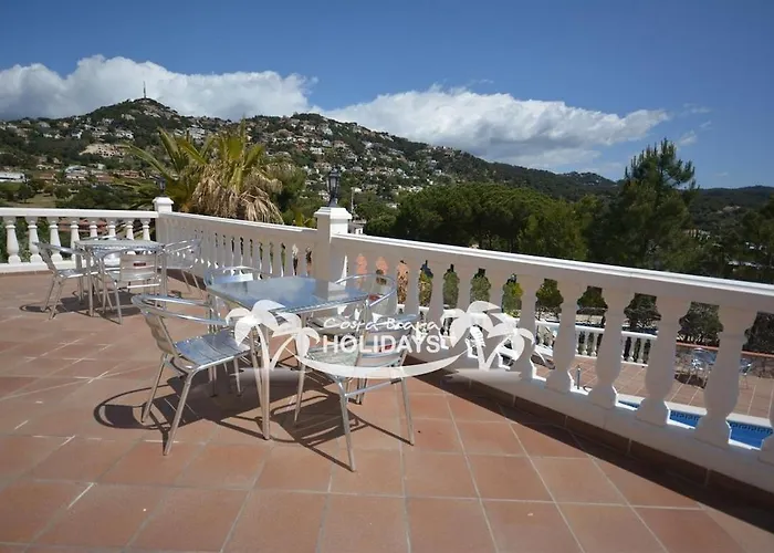 Vila Costa Brava Holidays Yuca, Sea Views, Pool *