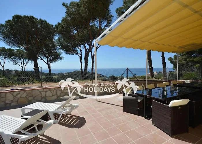 Costa Brava Holidays Yuca, Sea Views, Pool *