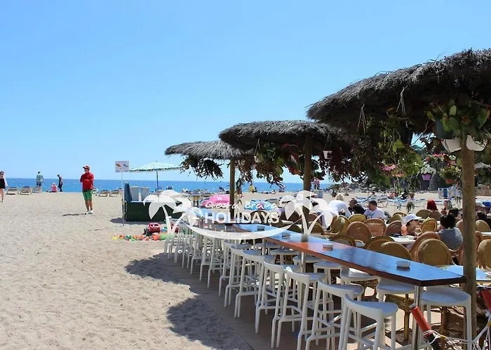 Vila Costa Brava Holidays Yuca, Sea Views, Pool