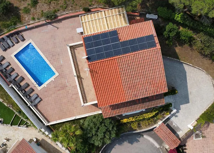 Vila Costa Brava Holidays Yuca, Sea Views, Pool *