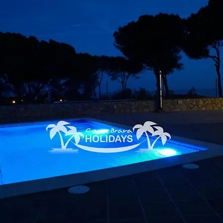Costa Brava Holidays Yuca, Sea Views, Pool Villa Lloret de Mar