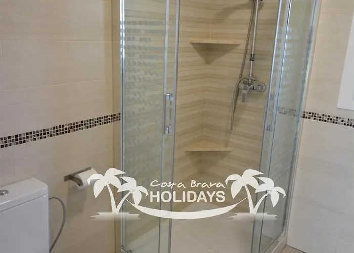 Villa Costa Brava Holidays Yuca, Sea Views, Pool *