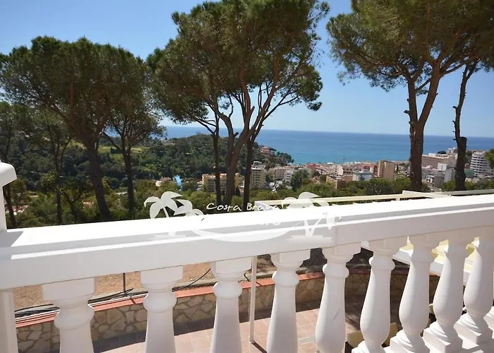 Costa Brava Holidays Yuca, Sea Views, Pool Villa Lloret de Mar