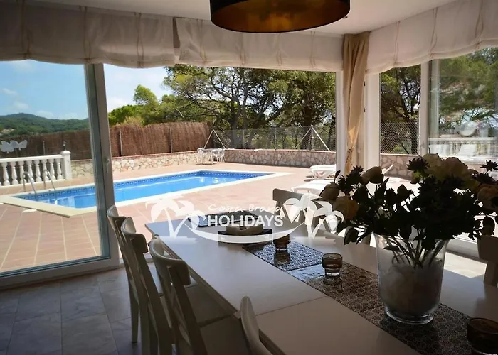 Villa Costa Brava Holidays Yuca, Sea Views, Pool Lloret de Mar